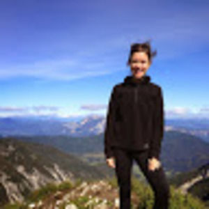 Meet your Posher, Alyssa